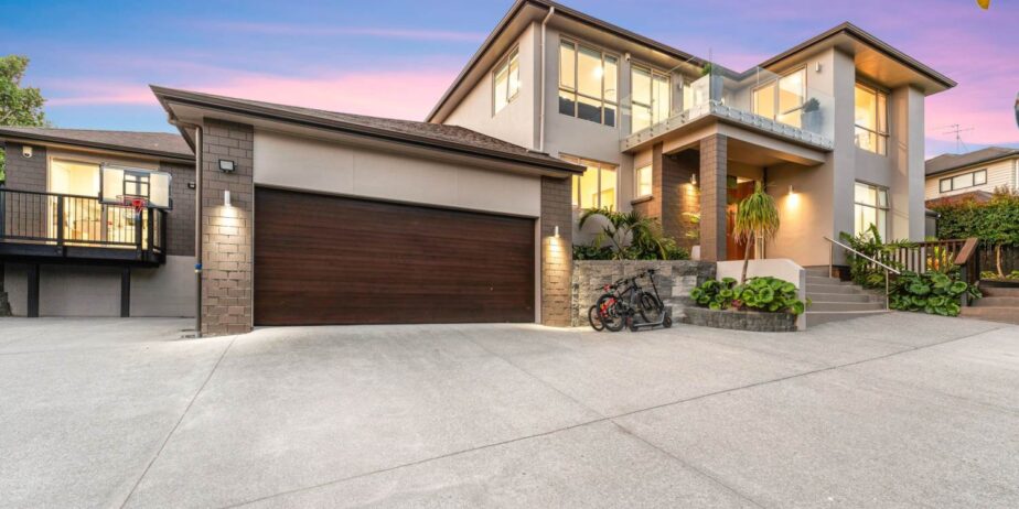38 Mission Heights Drive, Mission Heights - kapilrana